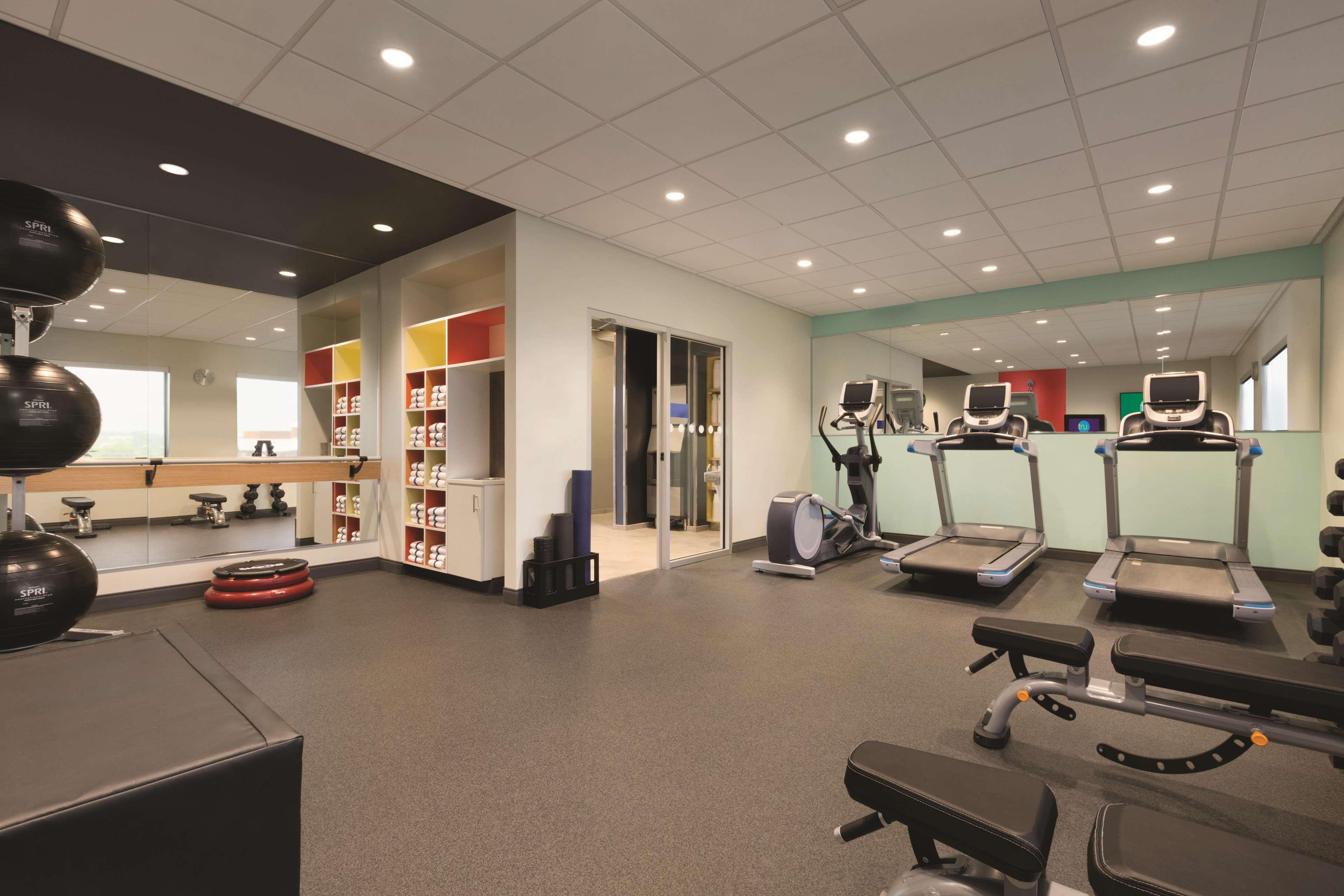 Tru By Hilton Lancaster East 3*